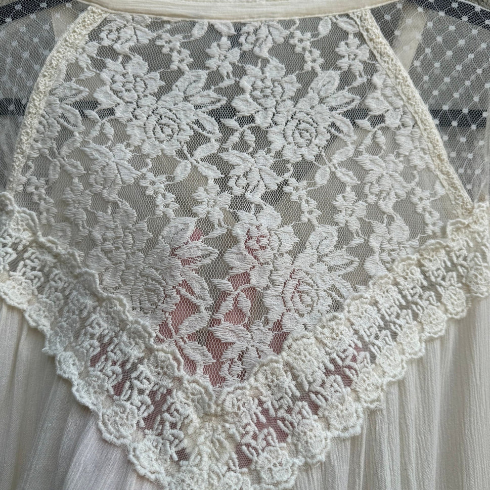 American Eagle Boho Cottagecore Fairycore Lace Mesh Sheer Peasant Blouse Cream L