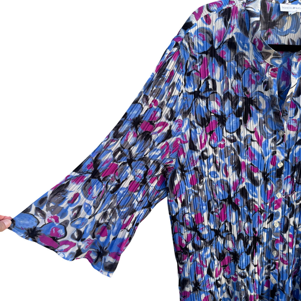 Fashion Bug Womens 3X Pleated Button-Up Flared Sleeve Vibrant Abstract Blouse
