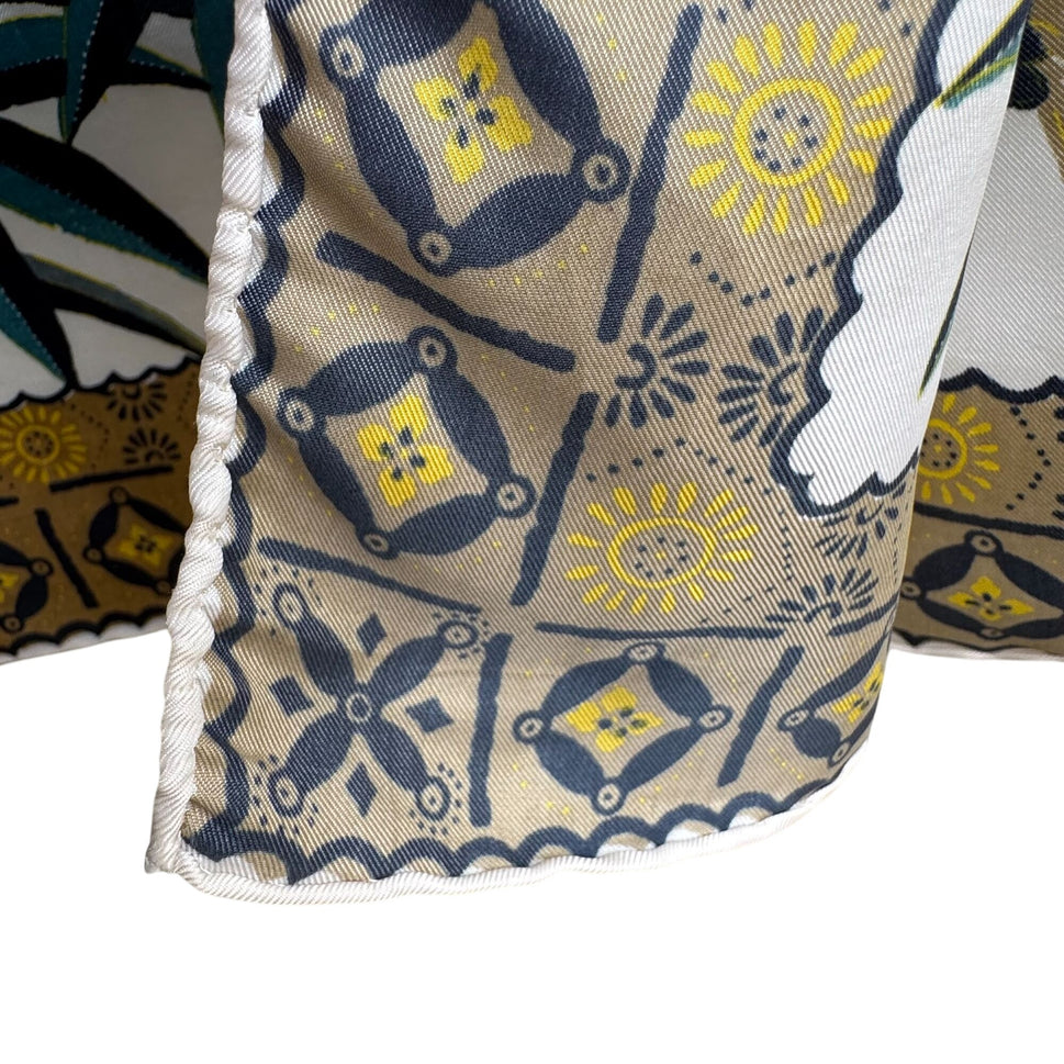 Vintage Floral & Bird Patterned Bamboo Square Handstitched Scarf Wrap Shawl OS