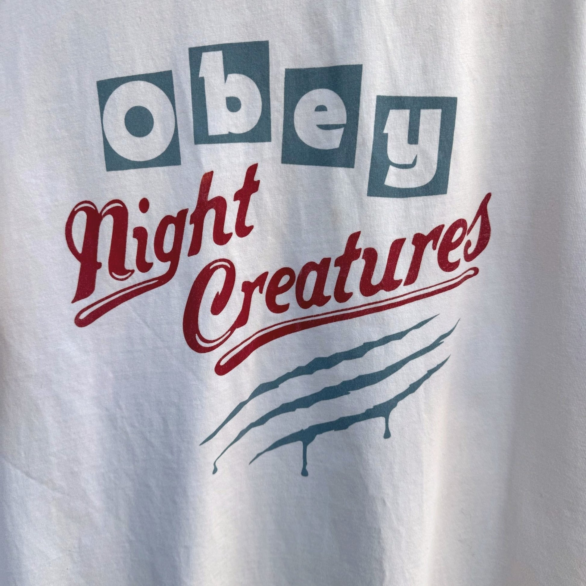 Obey Night Creatures White Graphic Print Streetwear Indie Short Sleeve T-Shirt L