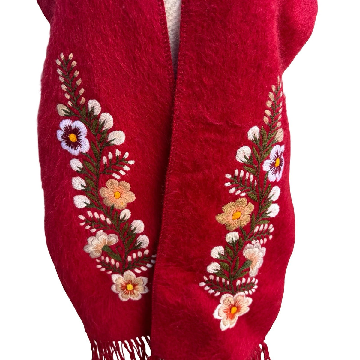 Camargo Peruvian Alpaca Wool Boho Folk Art Floral Embroidered Scarf Wrap Red OS