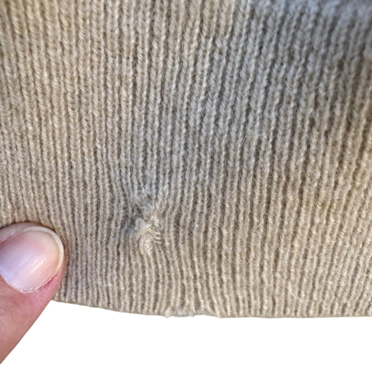Banana Republic 100% Cashmere Quiet Luxury Preppy Minimalist Sweater Mens M