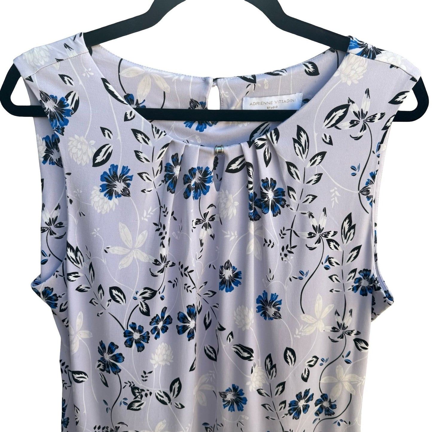 Adrienne Vittadini Studio Professional Floral Sleeveless Pleated Neck Blouse L