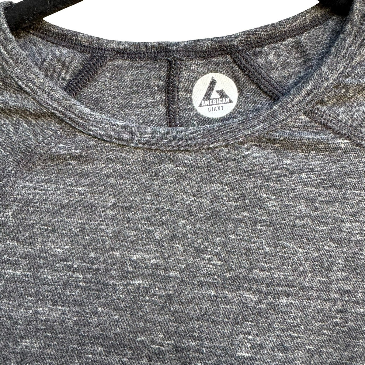 American Giant Athleisure Minimalist Sustainable Raglan Long Sleeve Tee Grey M