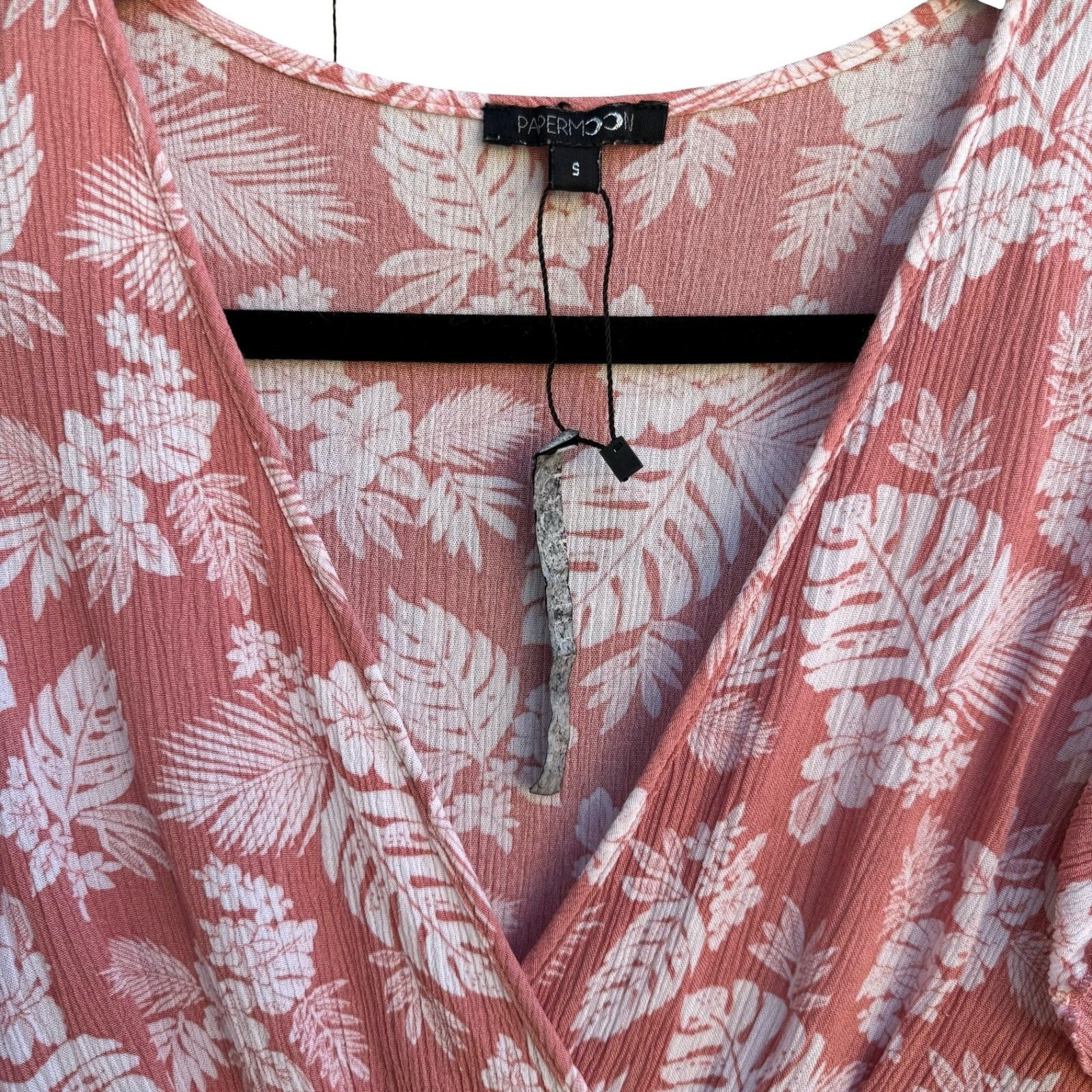 Papermoon Tropical Floral Beachy Boho Girly Surplice Ruffle Top Pink Womens S