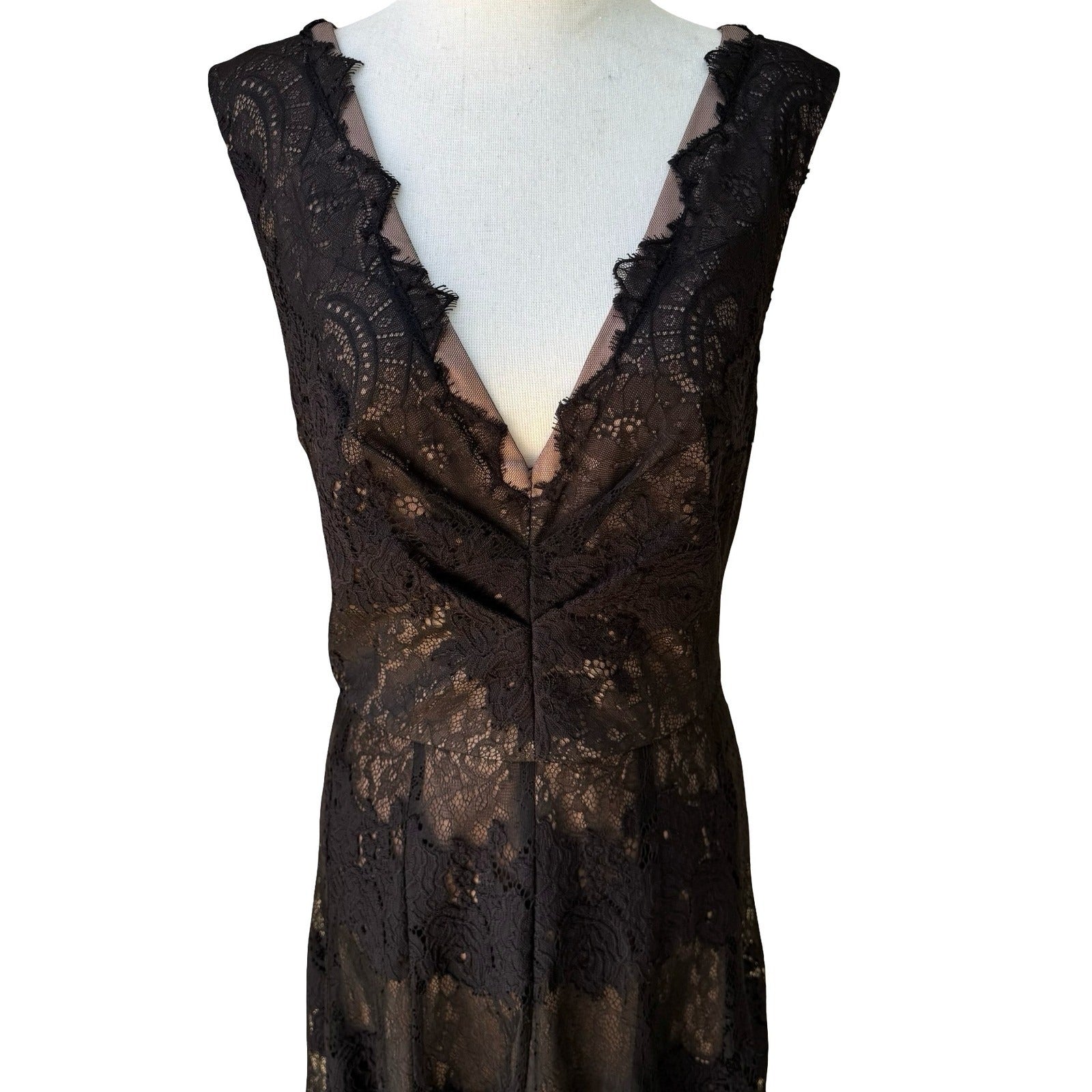 Vera Wang Romantic Feminine Floral Lace Chic Wedding Guest Cocktail Dress LBD 14