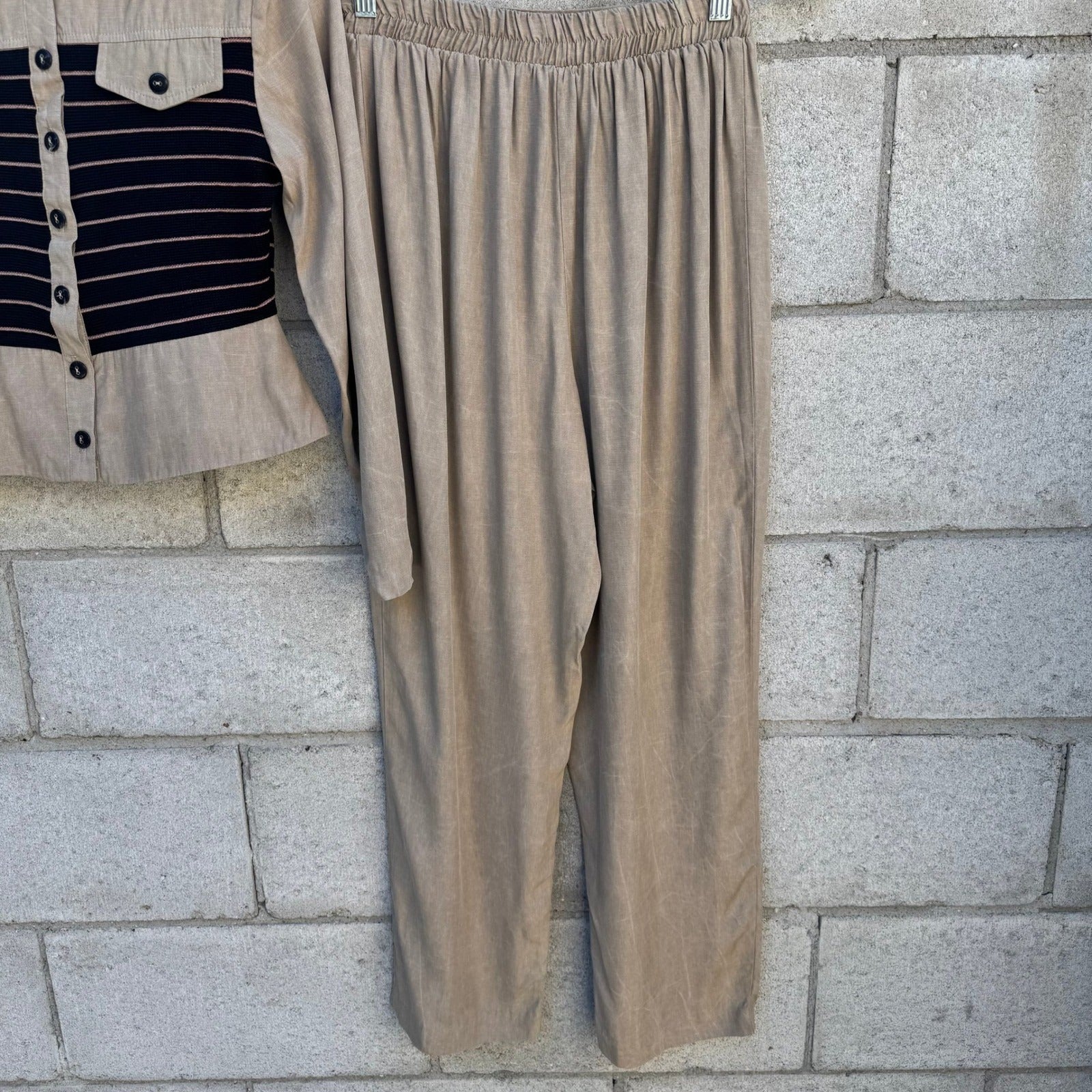 JSJ Petites Vintage 2 Piece Pant Set Tan Black Striped Button Jacket Trousers