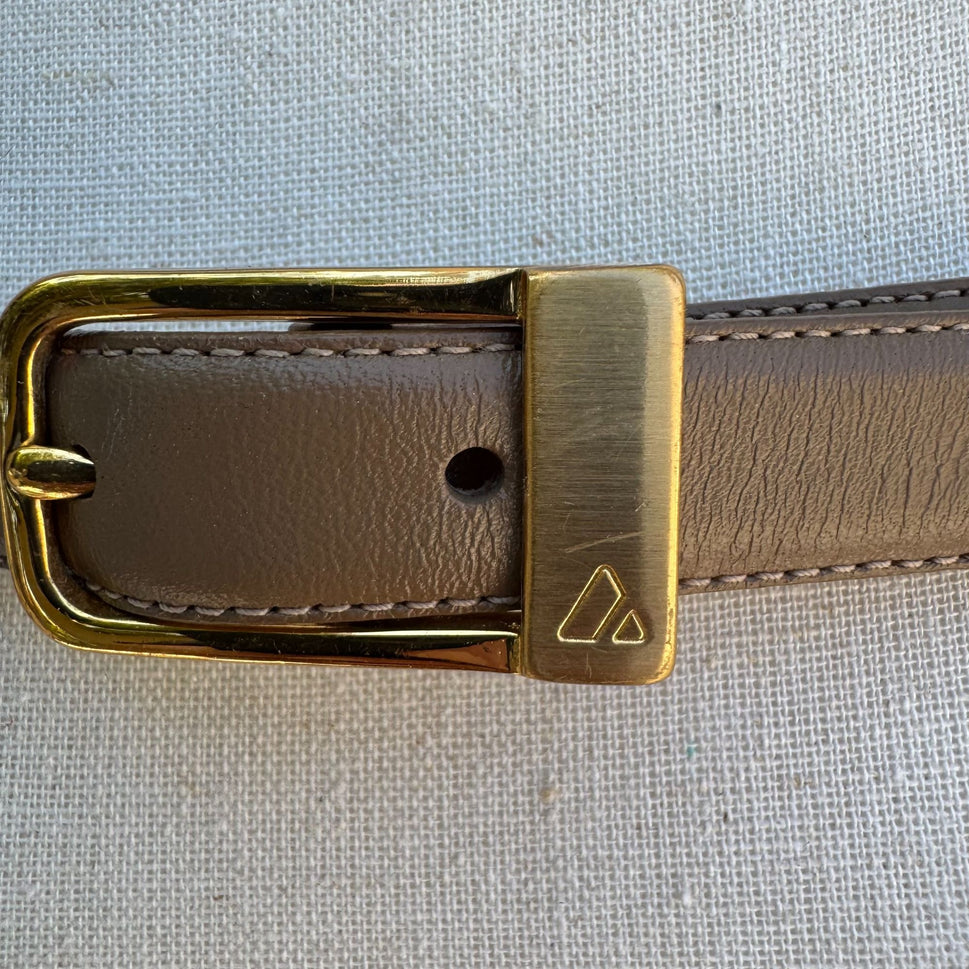 Liz Claiborne Vintage Womens Tan Full Grain Semi Aniline Leather Skinny Belt L
