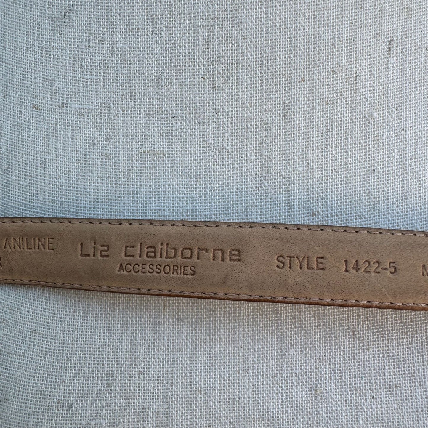 Liz Claiborne Vintage Womens Tan Full Grain Semi Aniline Leather Skinny Belt L