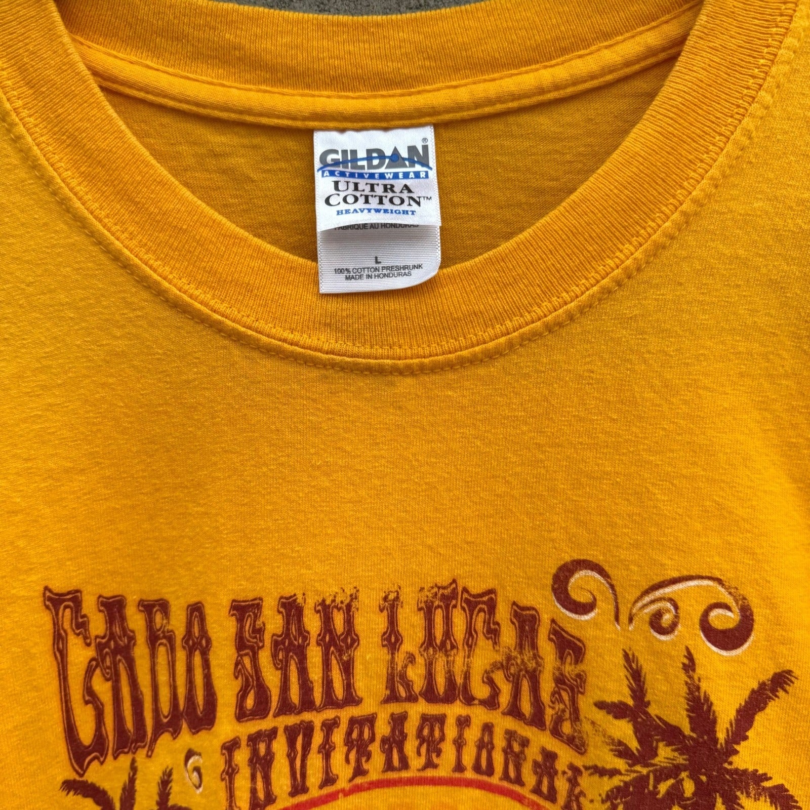 Gildan Cabo San Lucas Invitational Surf Freestyle Graphic T-Shirt Yellow Large