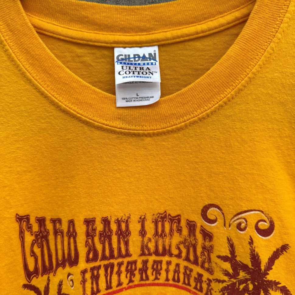 Gildan Cabo San Lucas Invitational Surf Freestyle Graphic T-Shirt Yellow Large