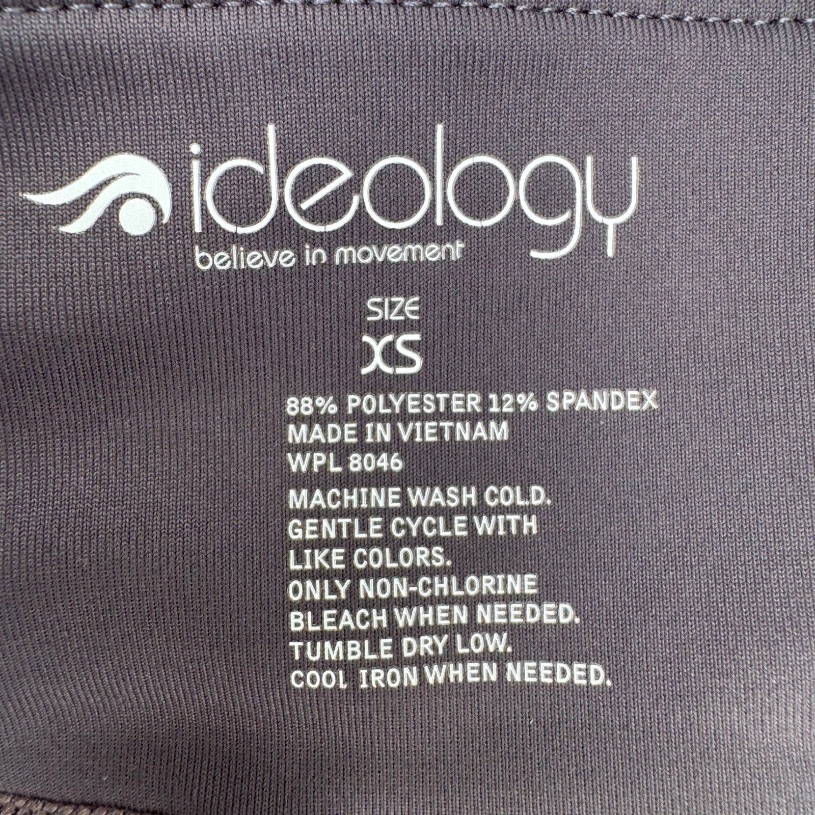 Ideology Gray Performance Capri Leggings Workout Yoga Pants Hidden Pocket XS