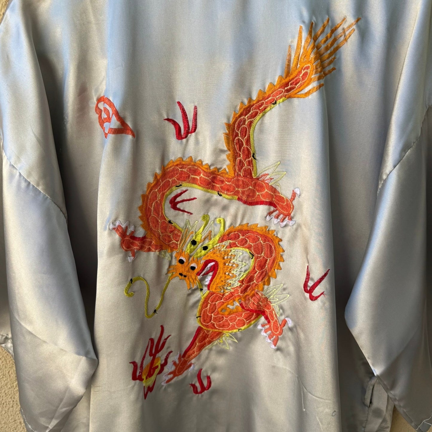 Ceasar Vintage 80s 90s Silver Washable Silk Dragon Embroidered Kimono Robe OS