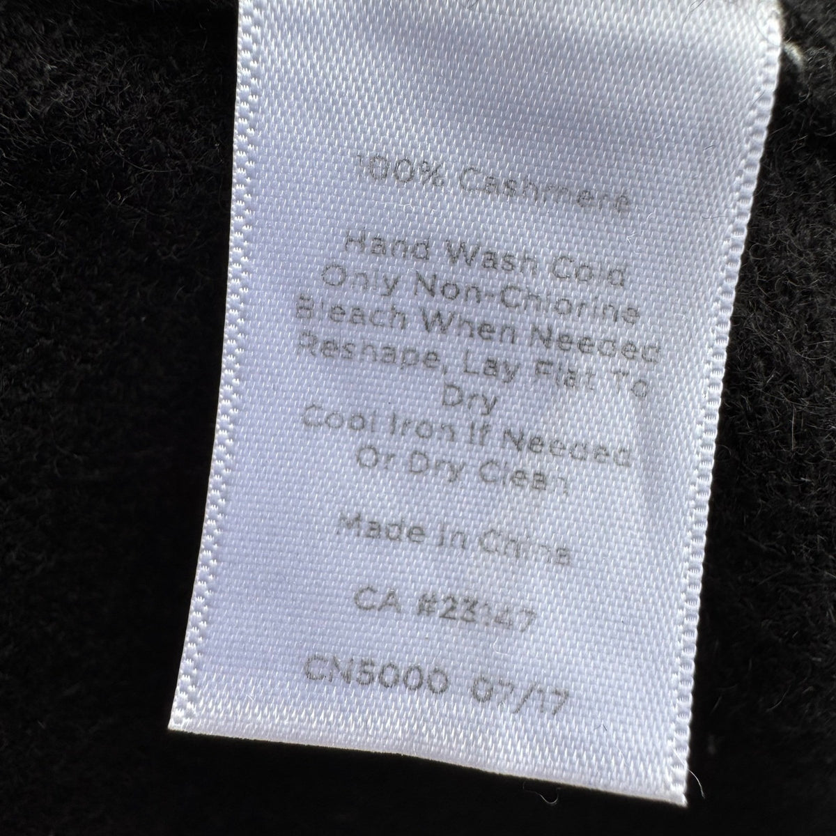 Talbots Pure Cashmere Quiet Luxury Old Money Minimalist Cozy Cowl Neck Sweater M