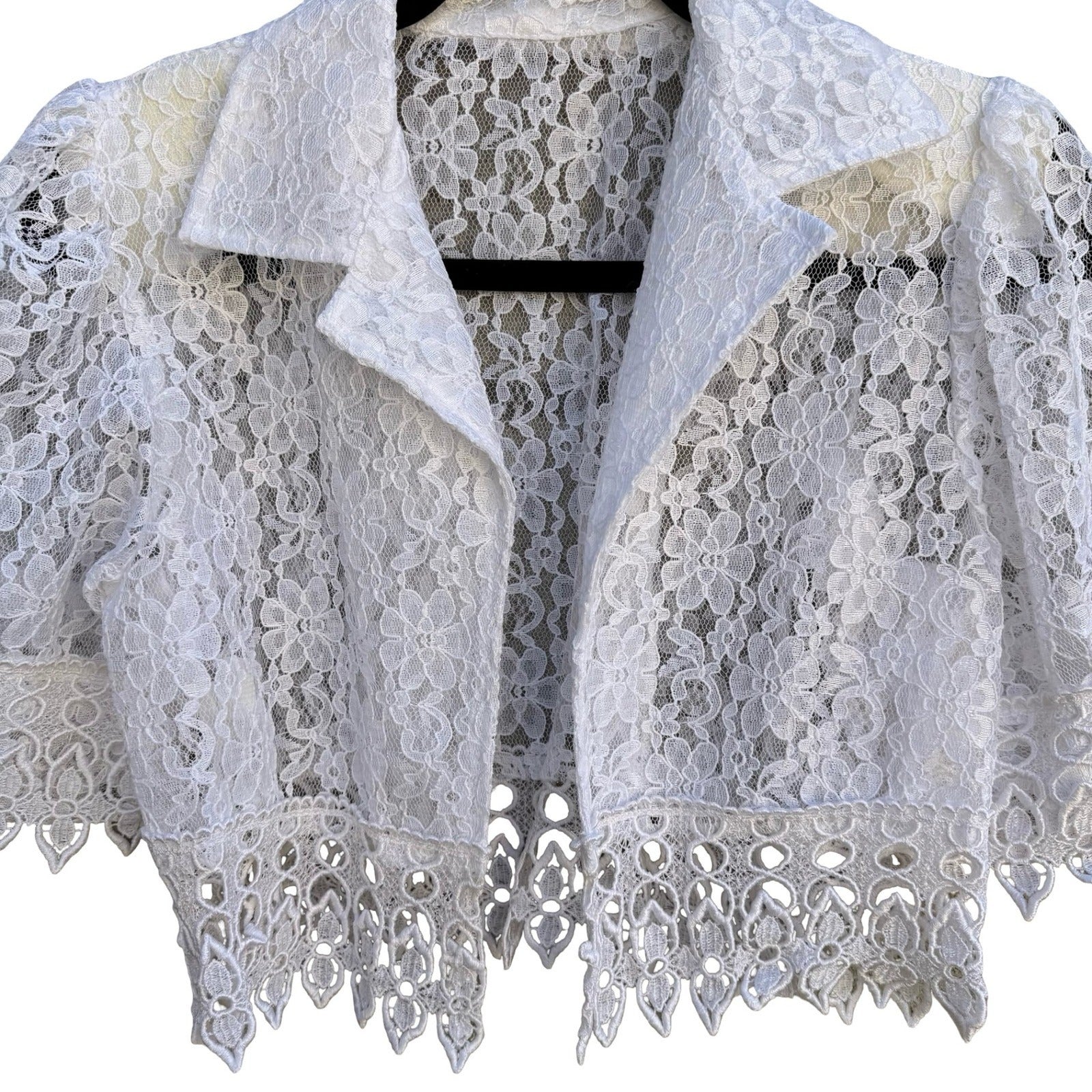 Vintage White Floral Lace Cropped Bolero Jacket Shrug Scalloped Trim Womens 12