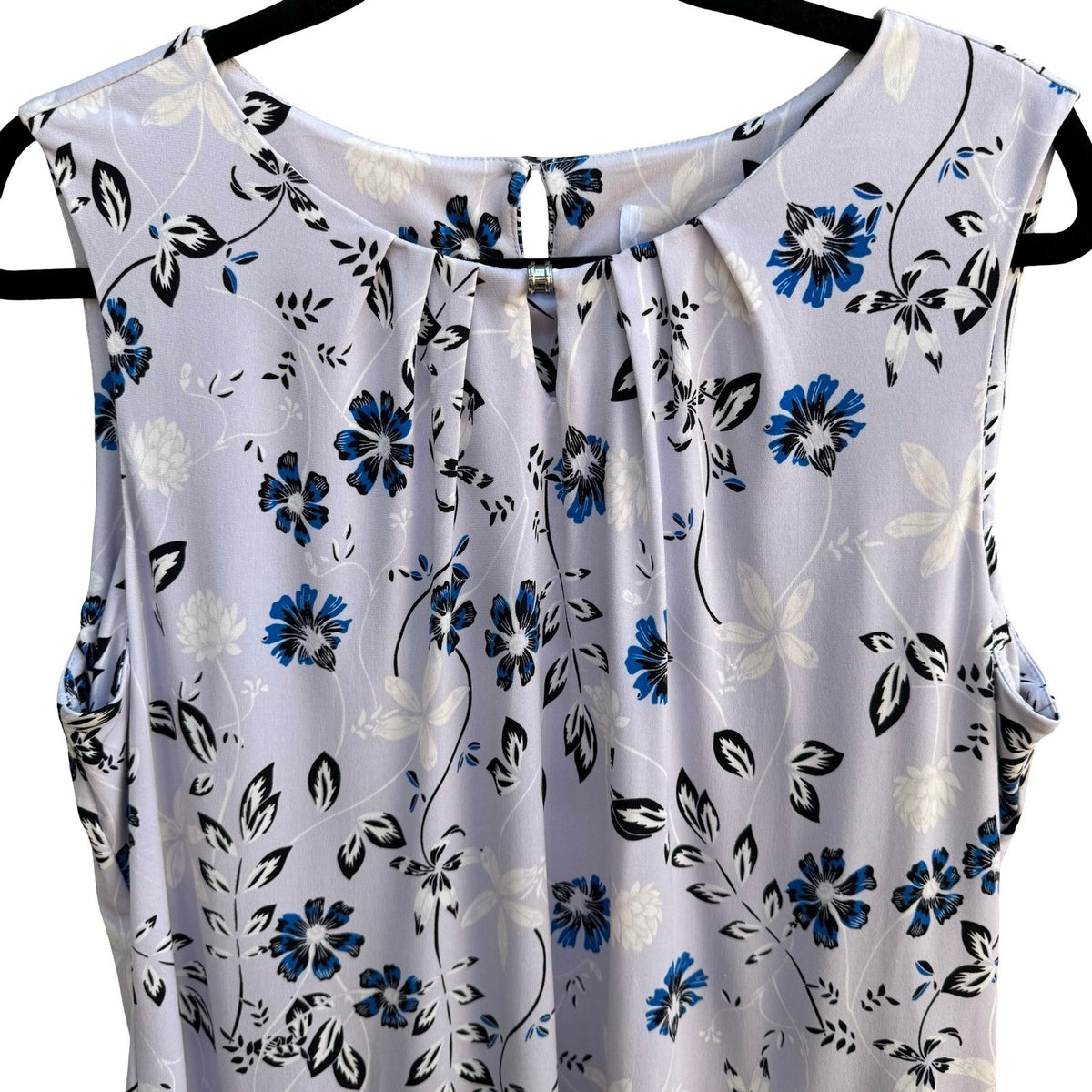 Calvin Klein Feminine Cottagecore Floral Pleated Sleeveless Blouse Lavender L