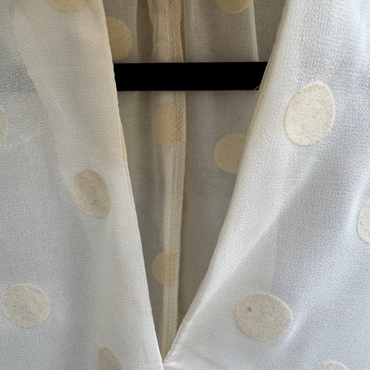 Forever 21 Contemporary Coquette Sheer Tie Neck Polka Dot Chiffon Blouse Cream M