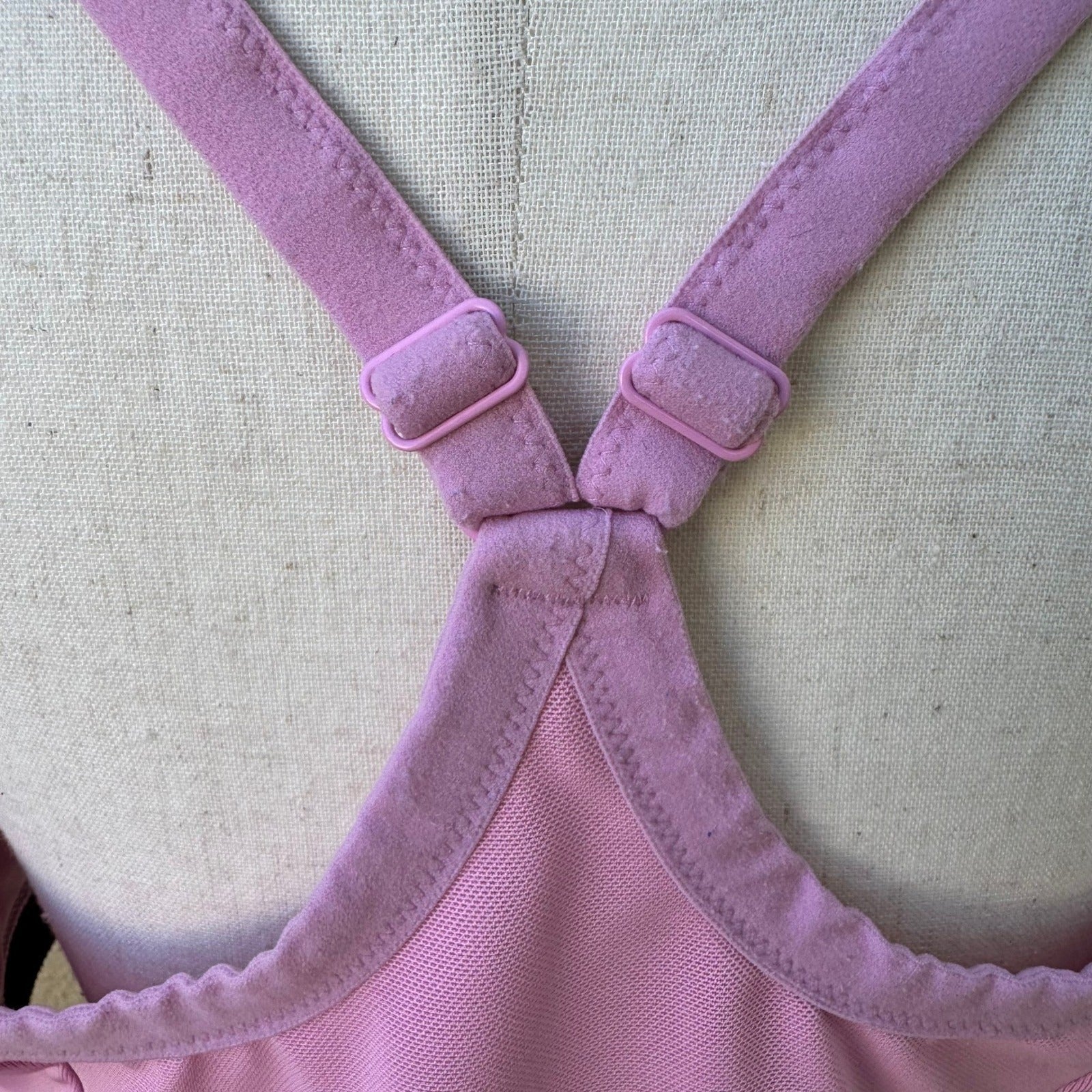 Nike Dri-FIT Pink V-Neck Adjustable Racerback Workout Sports Bra Womens 3X Yoga