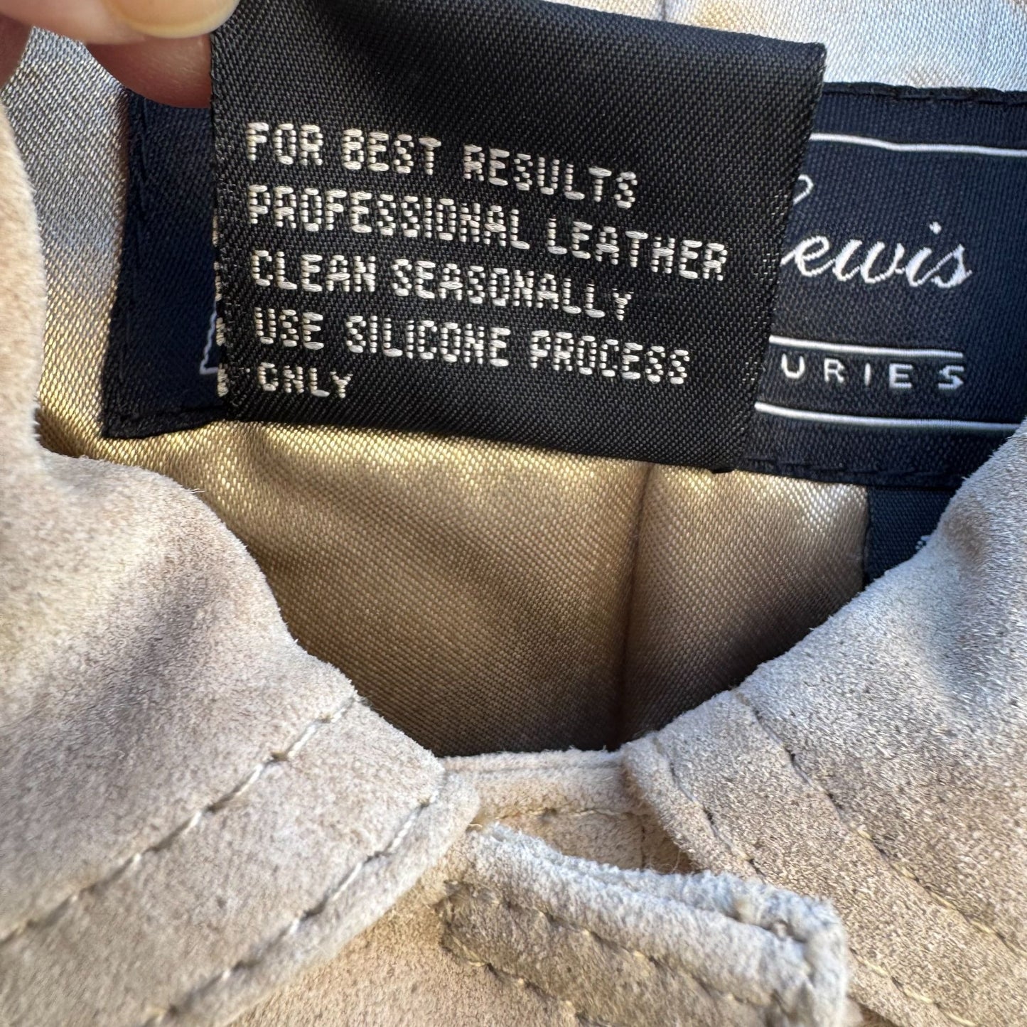 Terry Lewis Vintage Womens Beige Suede Leather Luxury Blazer Jacket 8P Regency