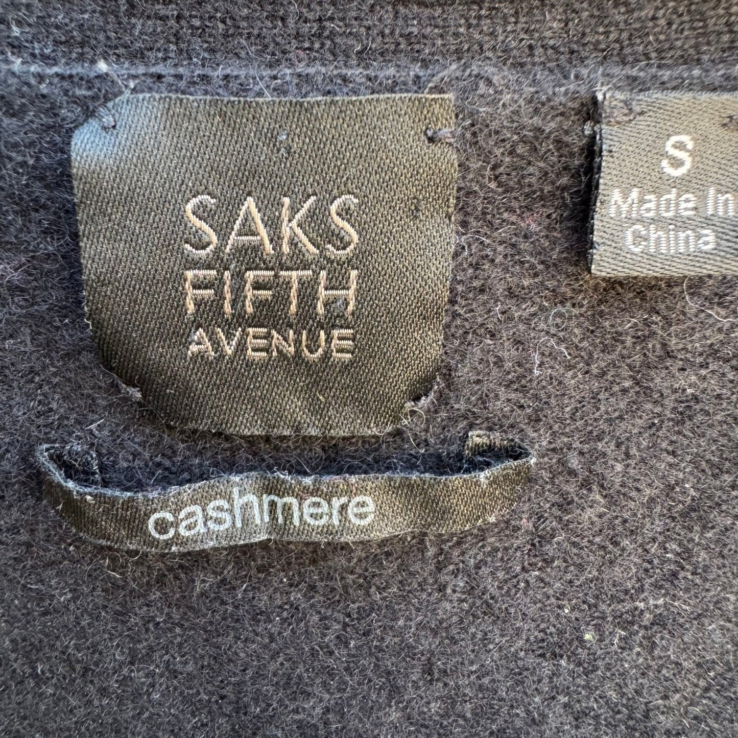 Saks Fifth Avenue 100% Cashmere Quiet Luxury Minimalist Soft Cardigan Sweater S