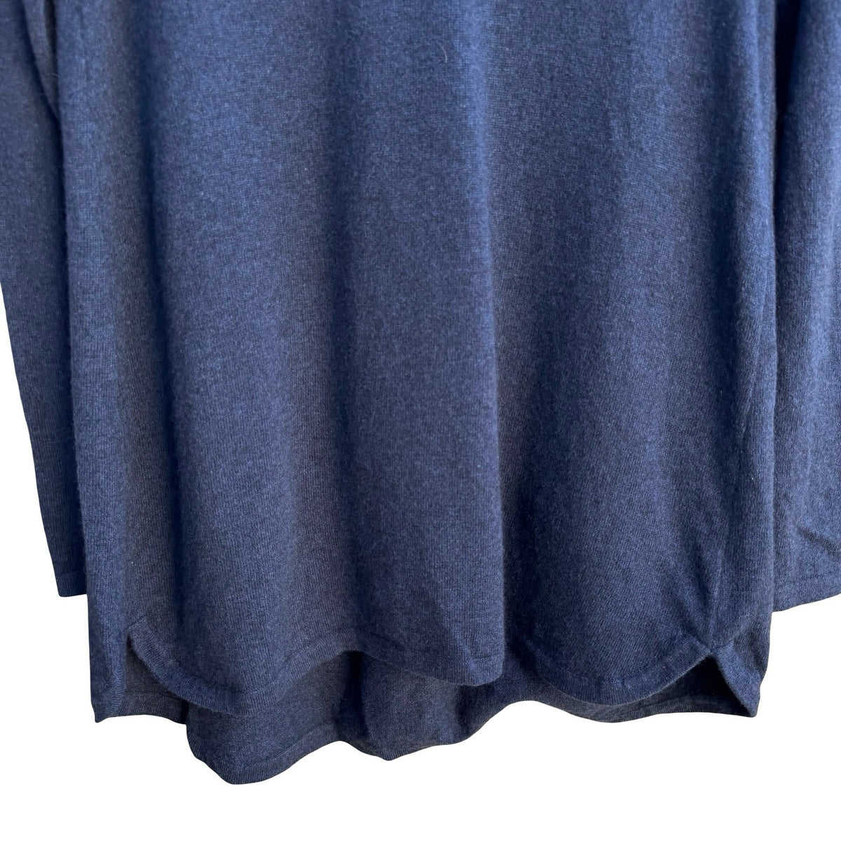Kinross Cashmere Minimalist Preppy Back Pleat Zip Shoulder Tunic Sweater Navy M