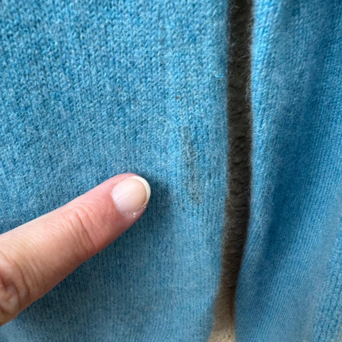 LXRI 100% Cashmere Quiet Luxury Preppy Coastal Minimalist Sweater Turquoise M