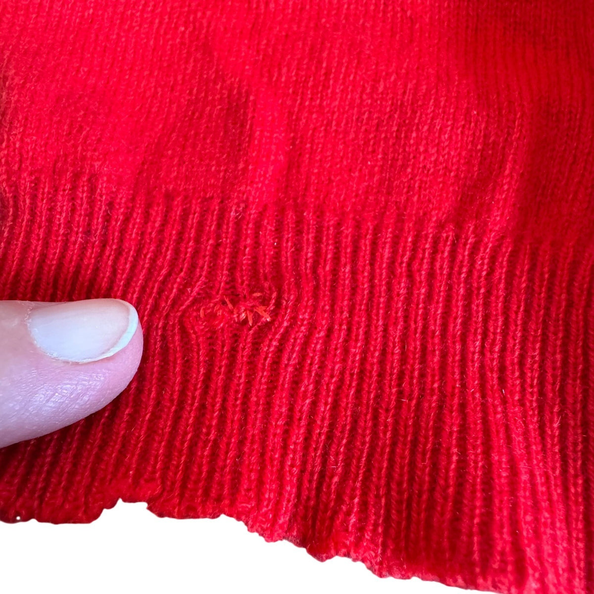 Charter Club Luxury Cashmere Old Money Preppy Minimalist Cardigan Sweater Red L