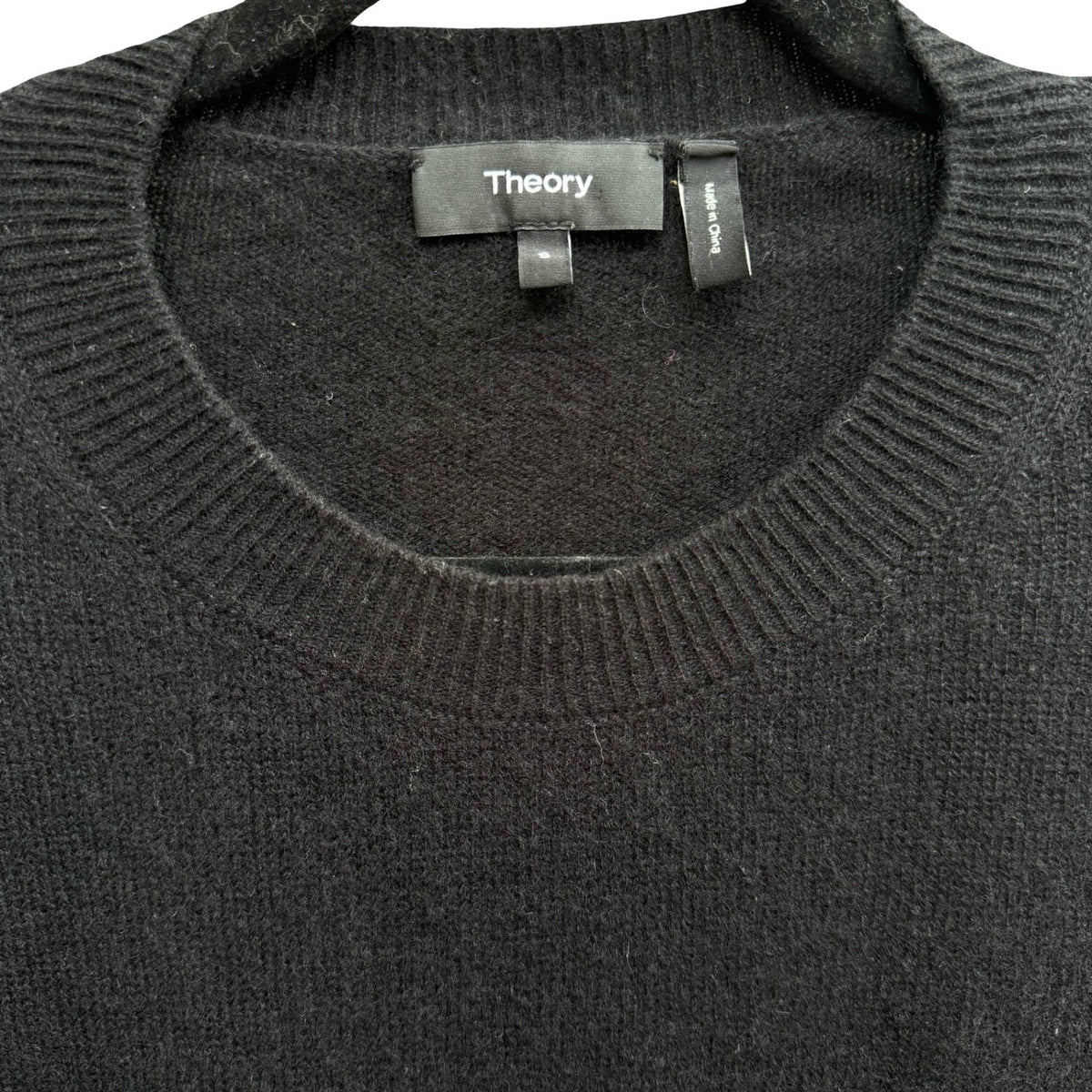 Theory Karenia 100% Cashmere Quiet Luxury Minimalist Oversized Sweater S