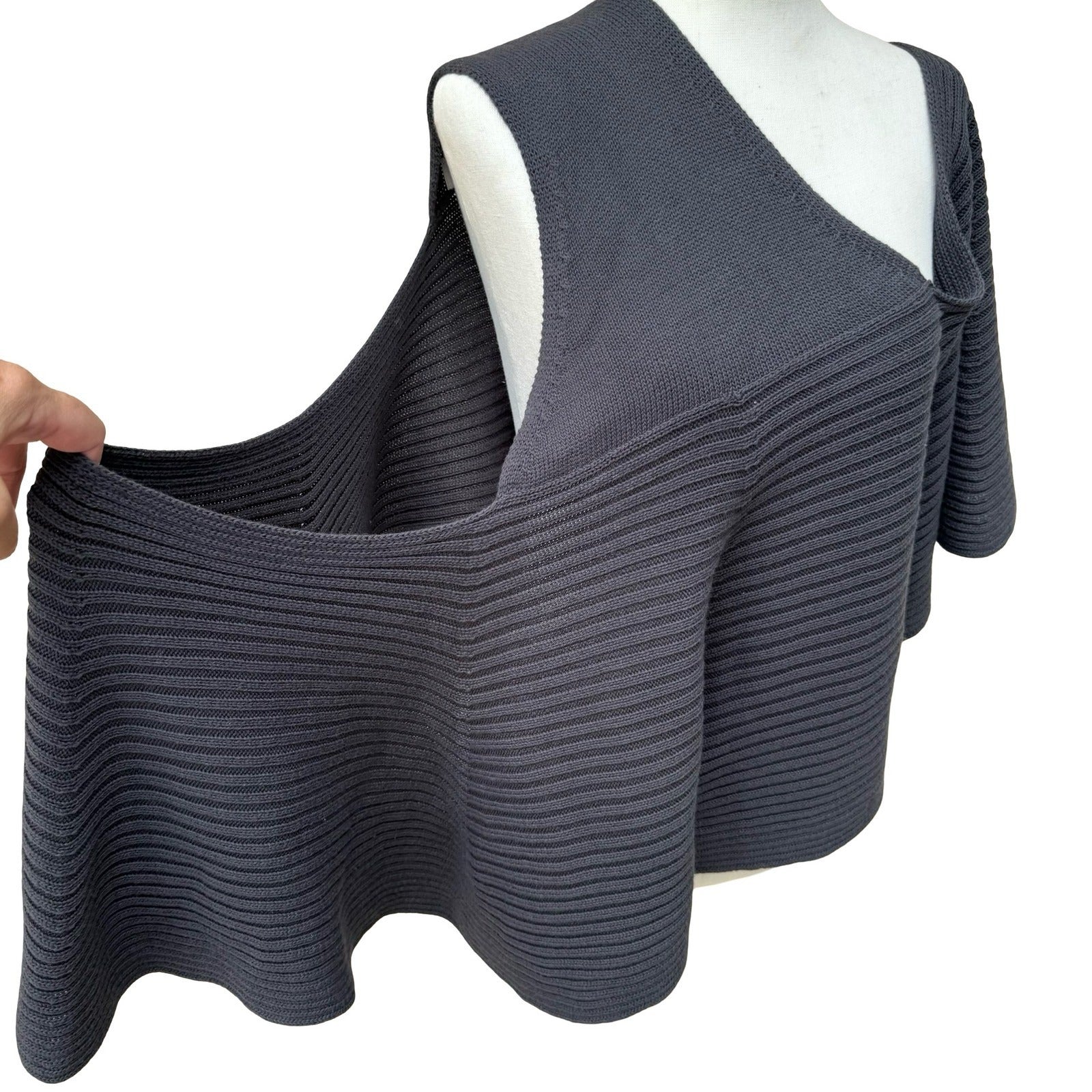 Laurie B Anthropologie Y2K Avant Garde Asymmetric Knit Poncho Sweater Lagenlook