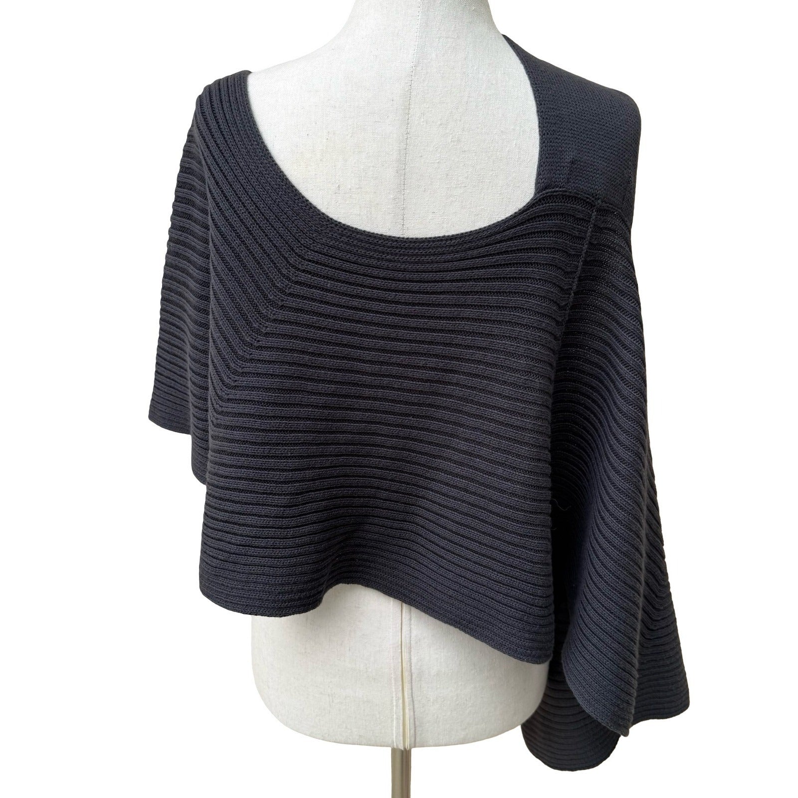 Laurie B Anthropologie Y2K Avant Garde Asymmetric Knit Poncho Sweater Lagenlook