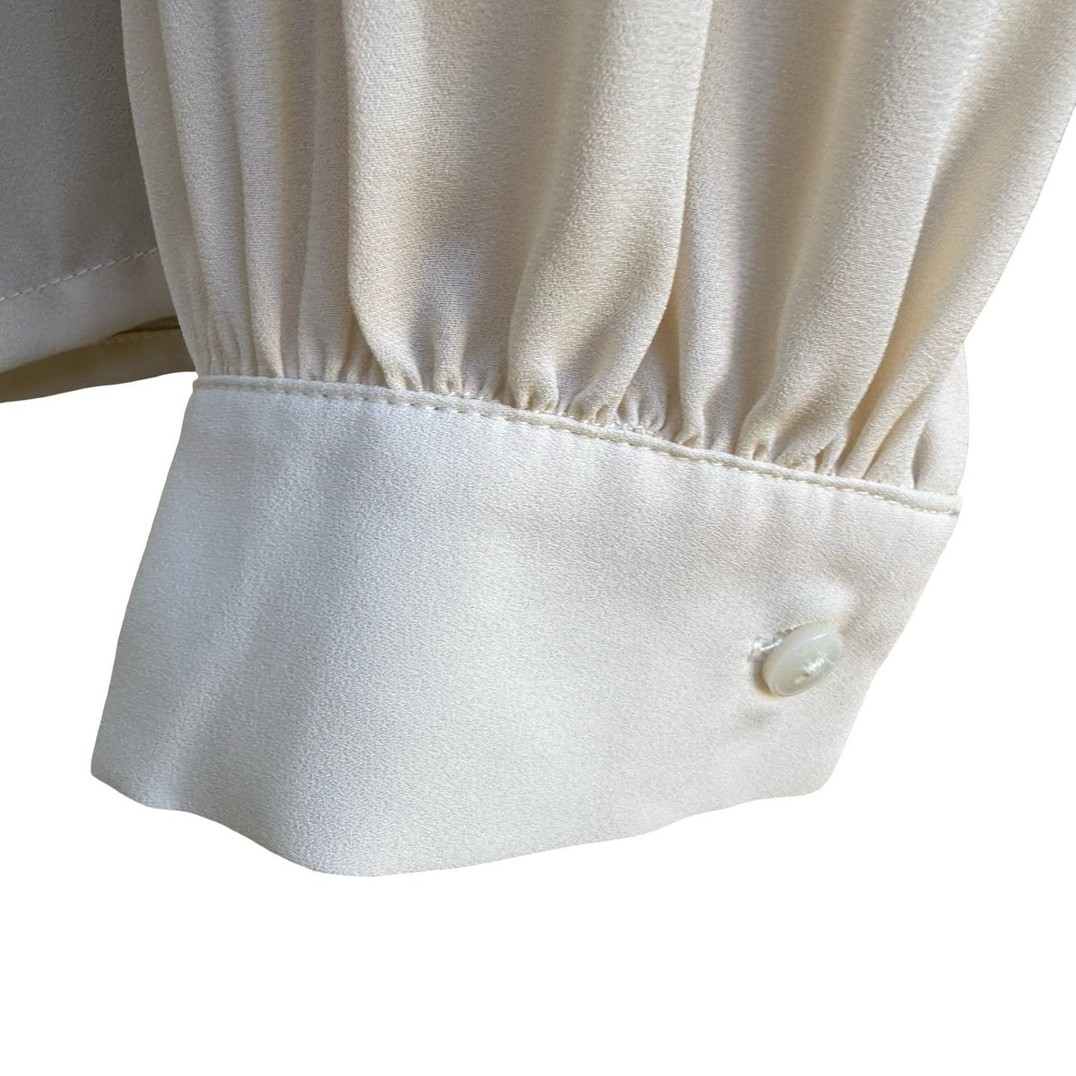 Forever 21 Coquette Romantic Parisian Ruffle V-Neck Contrast Trim Blouse Cream S