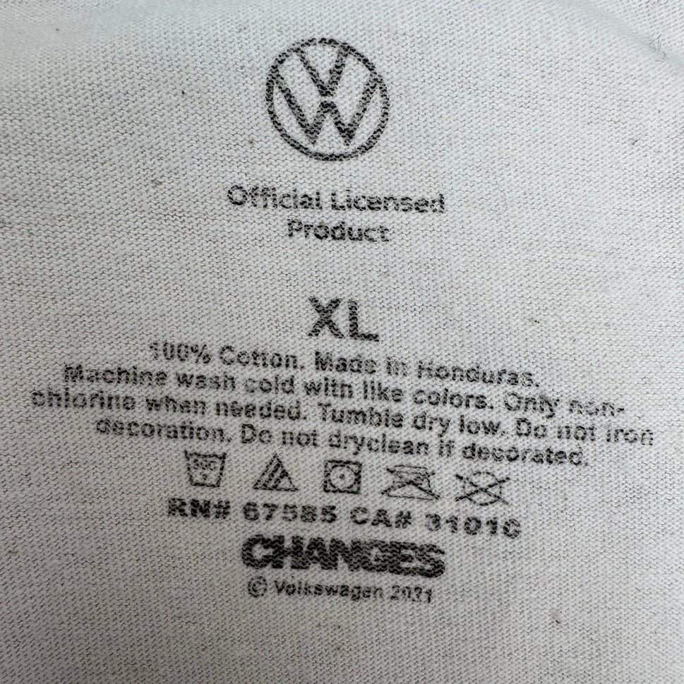 Volkswagen Rabbit Extreme Racing Graphic Tee XL Cream Cropped Boxy VW Car Shirt