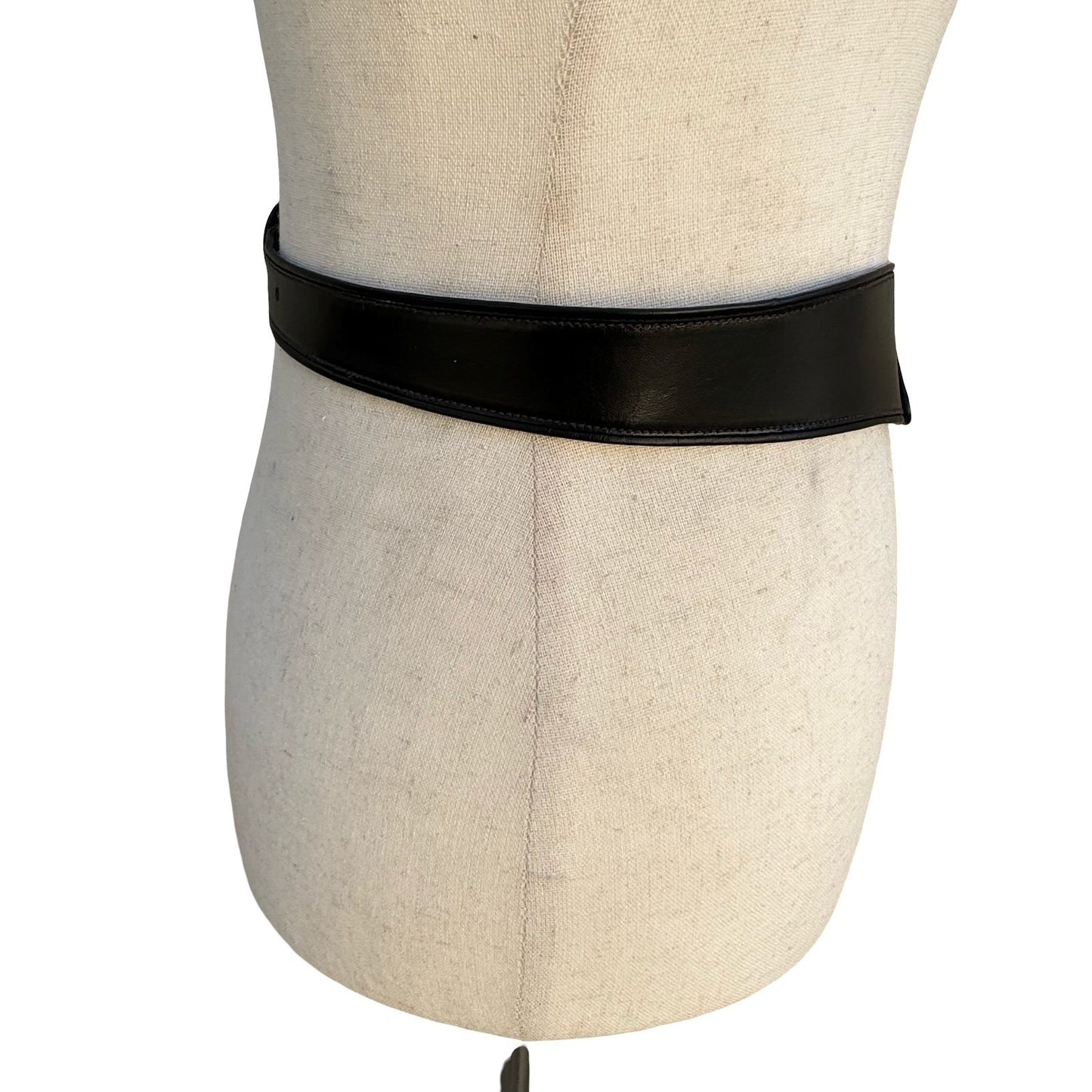 Anne Klein for Calderon Vintage Black Leather Asymmetrical Crossover Belt S 8241