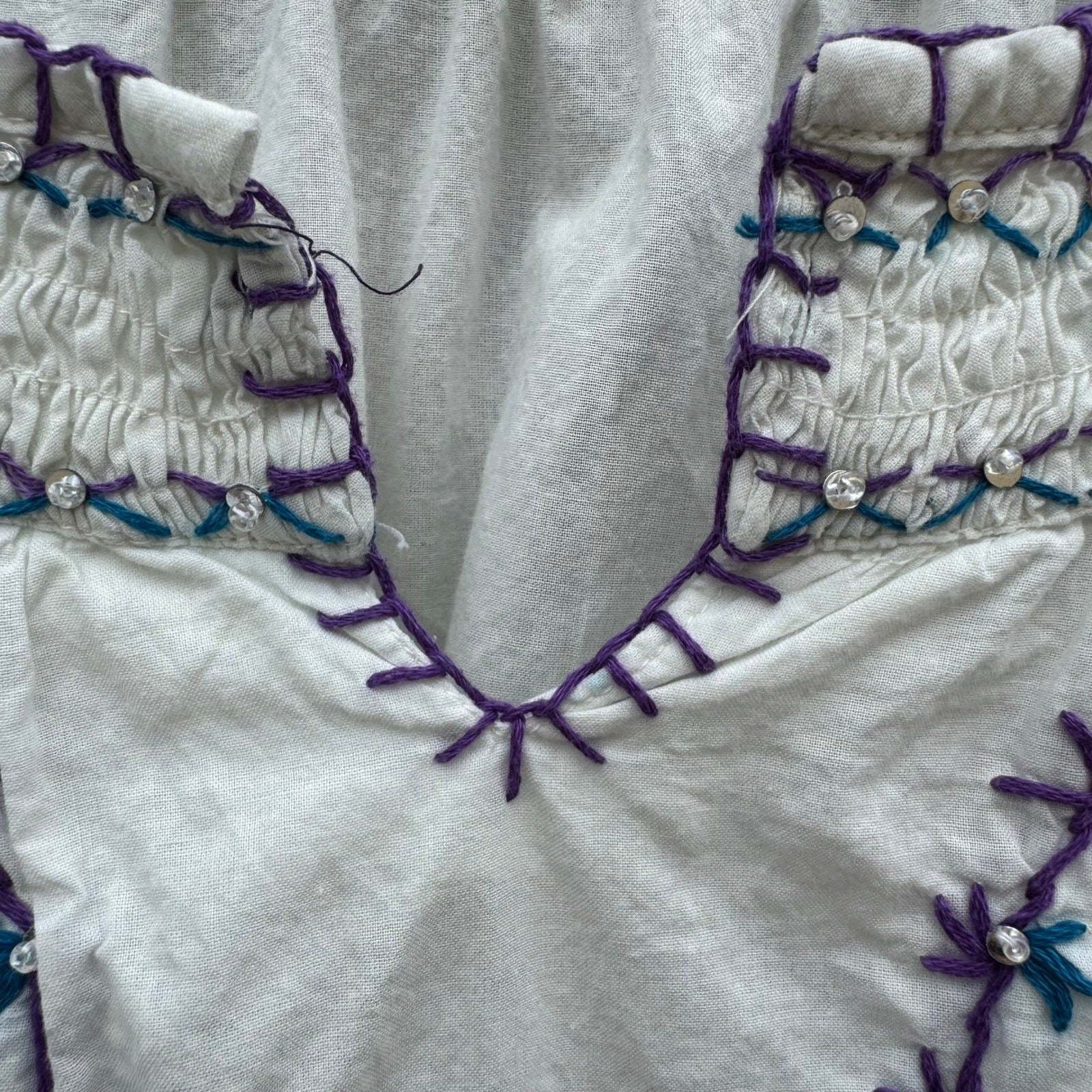 Mix Nouveau White Smocked Embroidered Cotton Peasant Blouse Womens 22 Boho Top