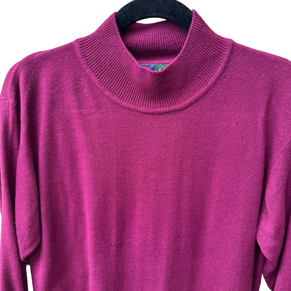Tina Vintage 100% Pure Scottish Cashmere Quiet Luxury Preppy Sweater Pink L