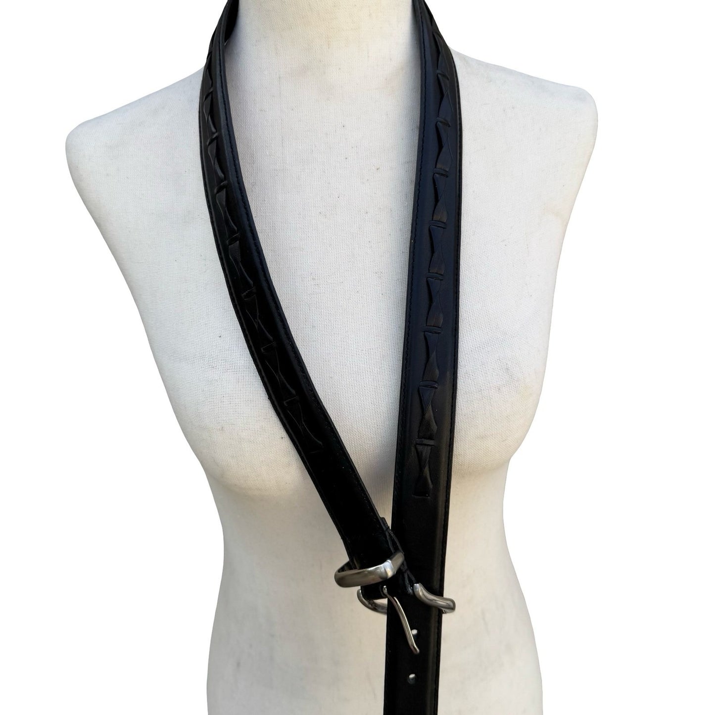 Black Full Grain Leather Twisted Detail Belt Silver Buckle Size 36 90 7205-01