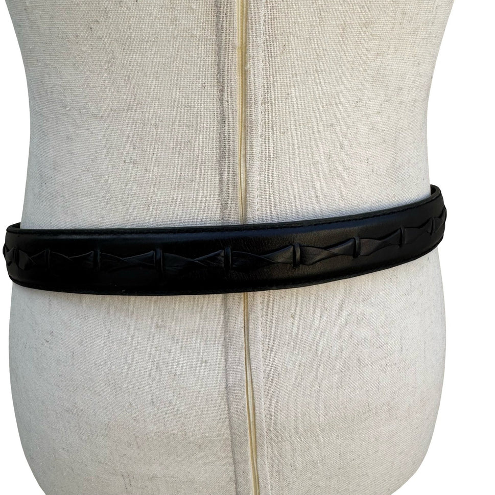 Black Full Grain Leather Twisted Detail Belt Silver Buckle Size 36 90 7205-01