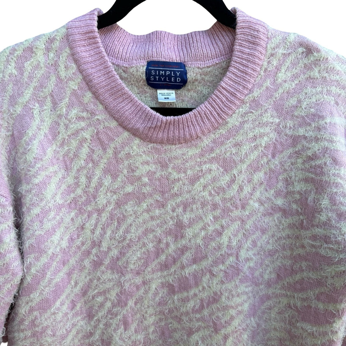 Simply Styled Vintage Y2K Coquette Fuzzy Eyelash Knit Girly Sweater Pastel Pink