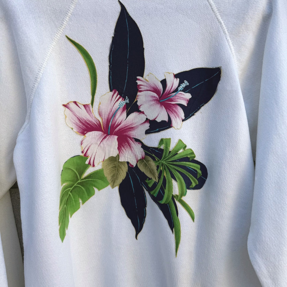 BW Sweats Surf Vintage 80s Hanes Crewneck Cottagecore Floral Granny Sweatshirts