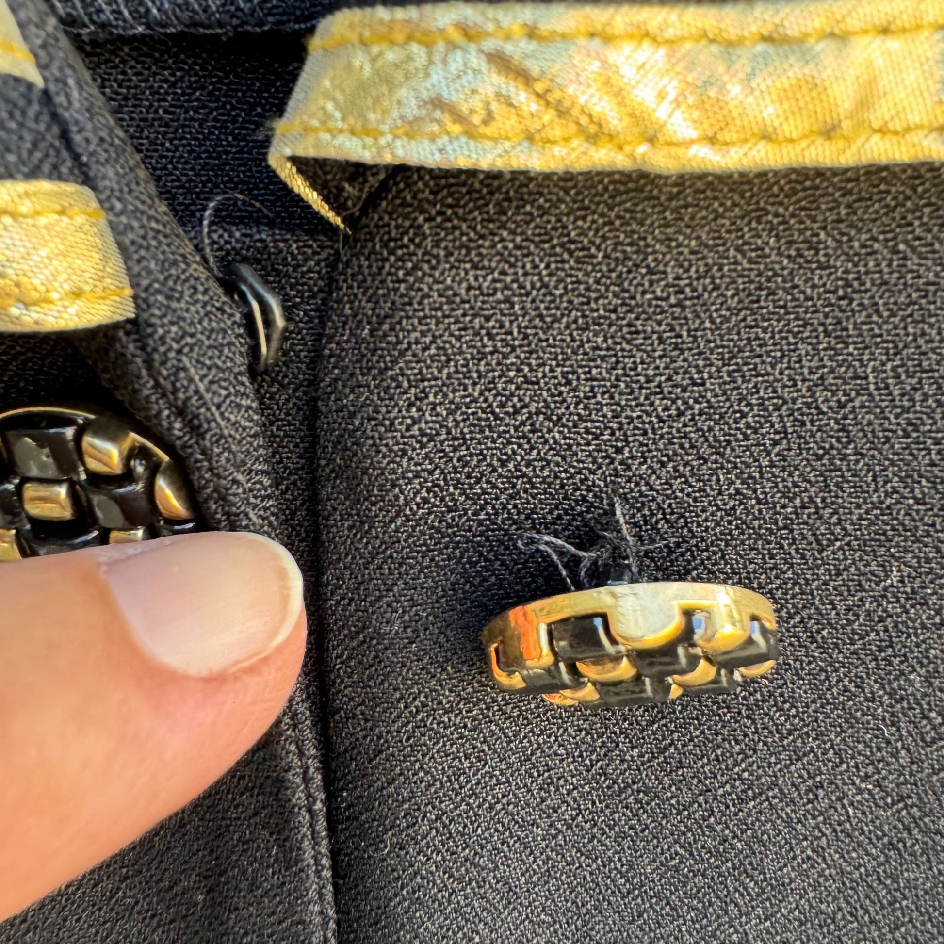 Karis Korner Vintage Womens Black Gold Collar Double Breasted Button Blouse 30