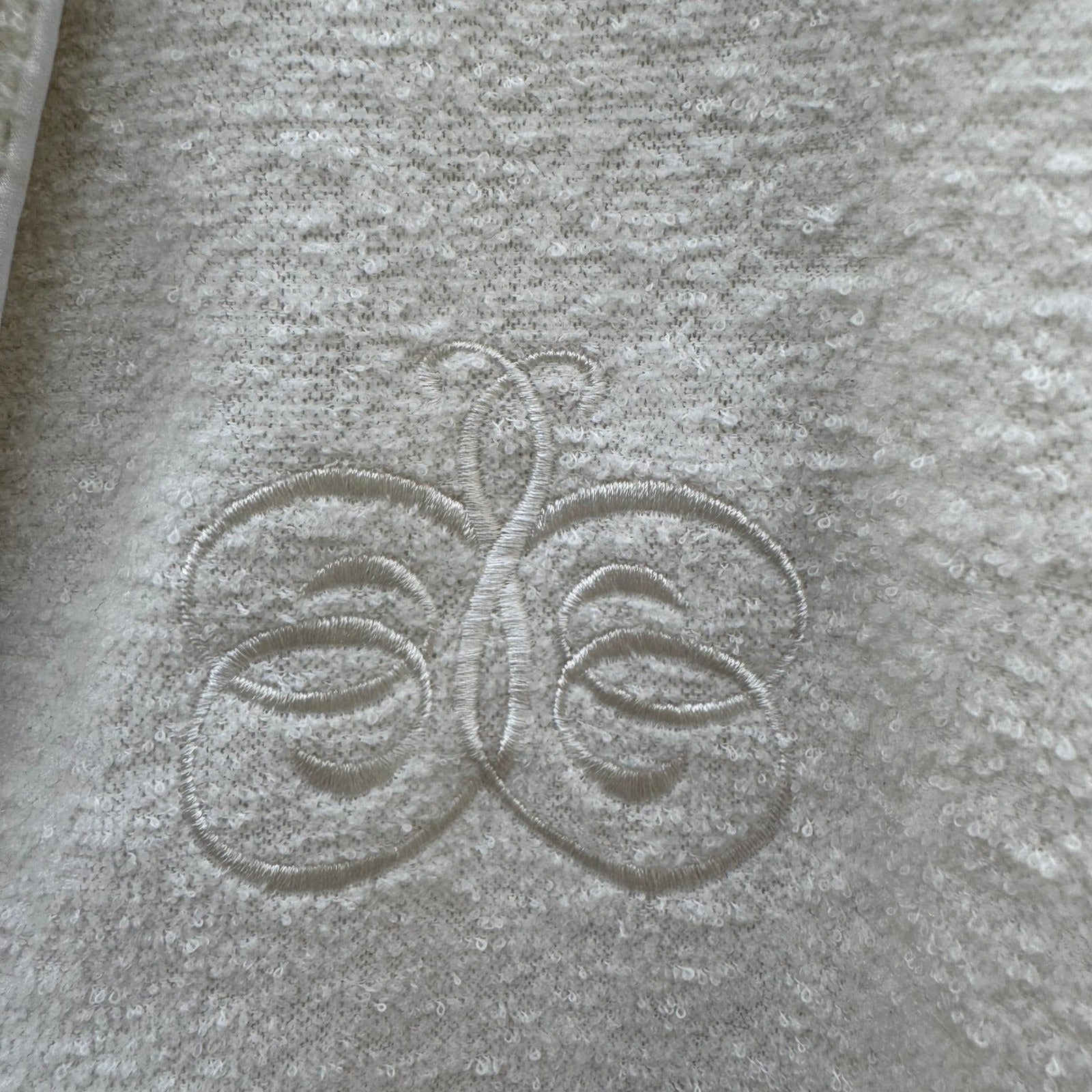 Stephanie Seymour Cream Fleece Spa Robe Womens Medium NWT Shawl Collar Pockets