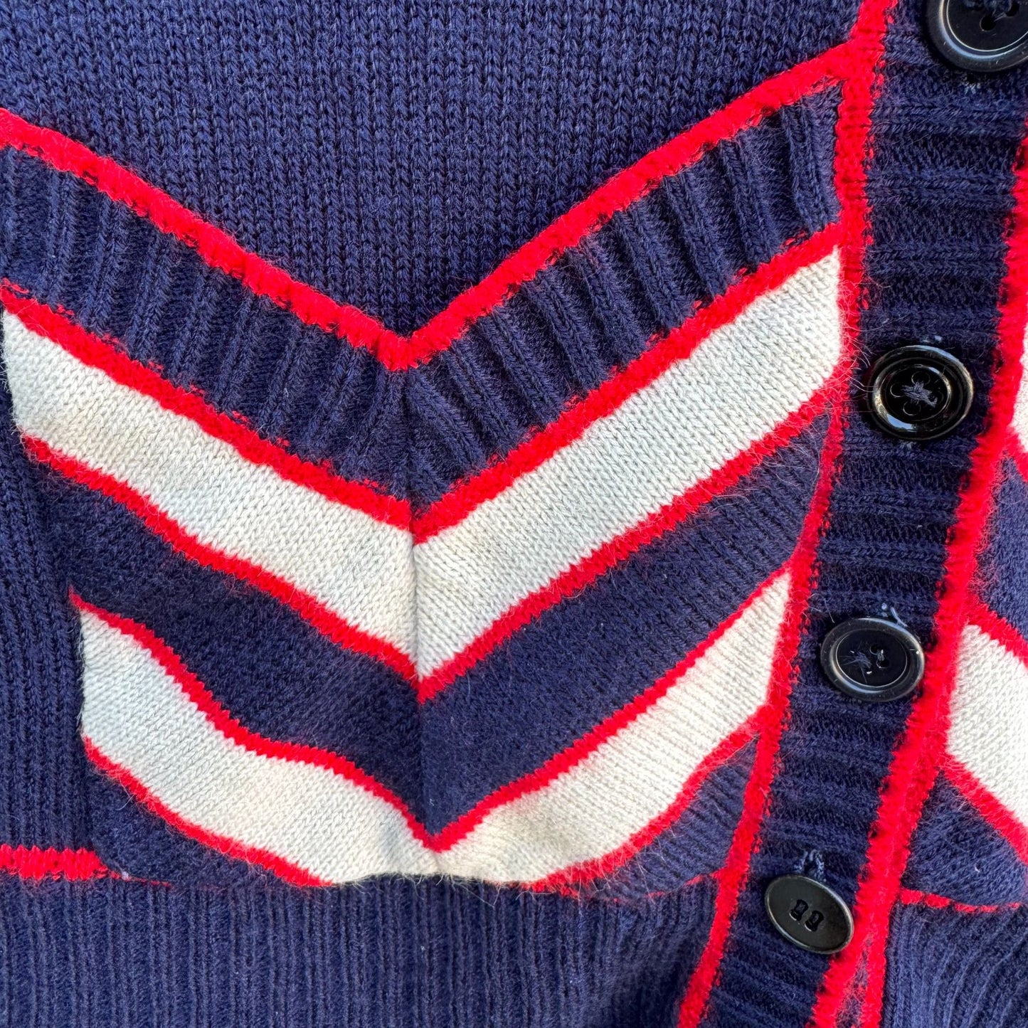 Vintage 60s Womens Navy Red Knit Striped Chevron Retro Sleeveless Sweater Vest
