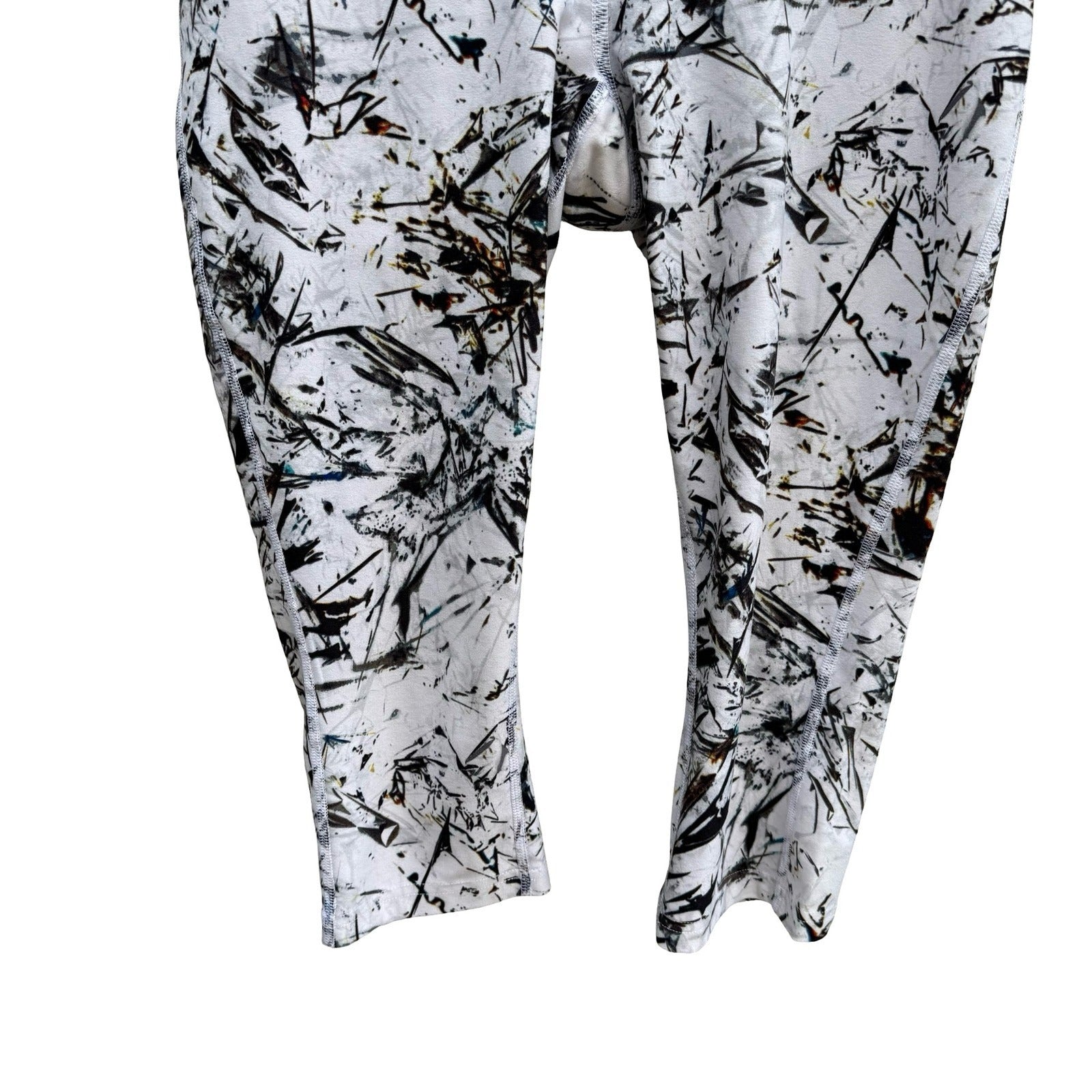 Nike Dri-FIT Abstract Splatter Print Capri Leggings Gymwear Sporty Yoga Womens S