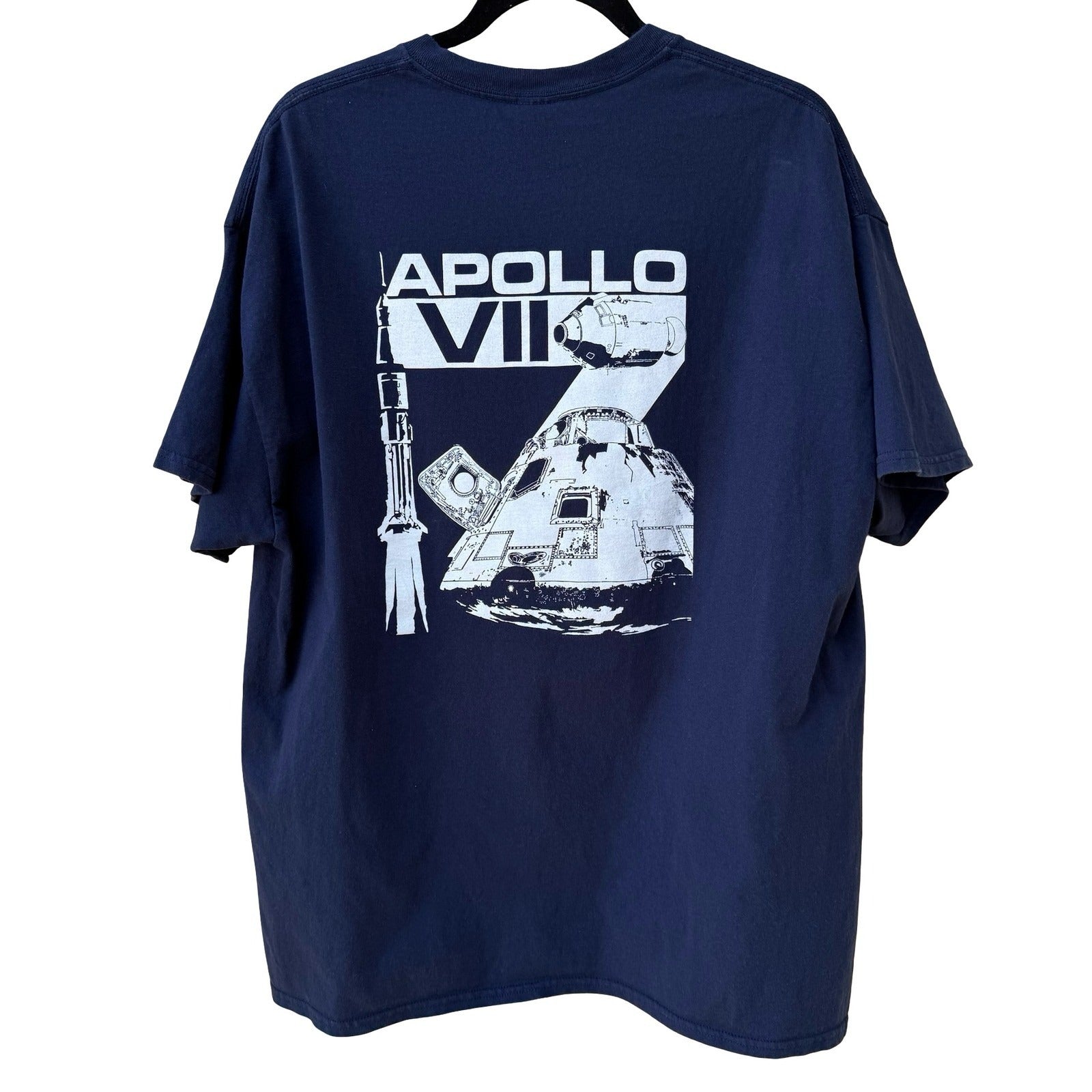 Gildan Frontiers of Flight Museum Apollo VII Navy Blue Graphic T-Shirt Mens XL