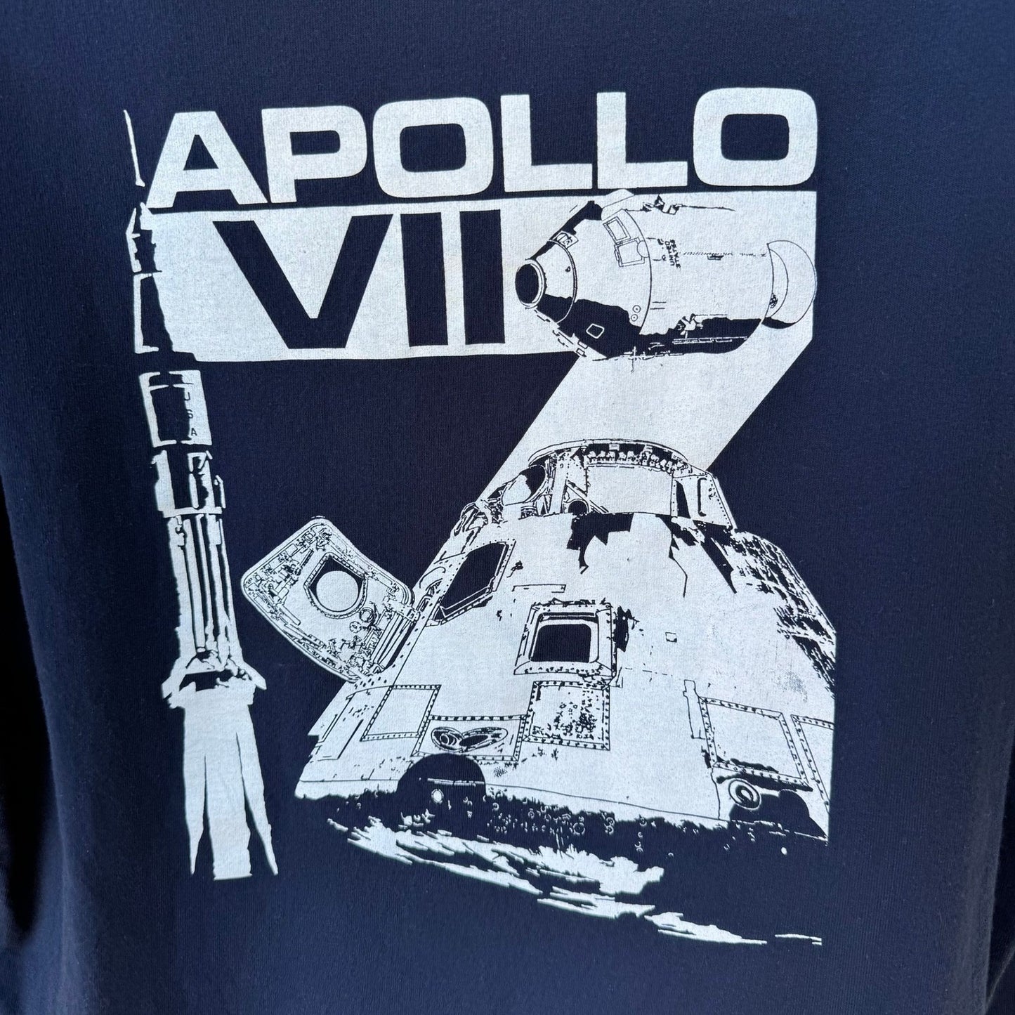 Gildan Frontiers of Flight Museum Apollo VII Navy Blue Graphic T-Shirt Mens XL