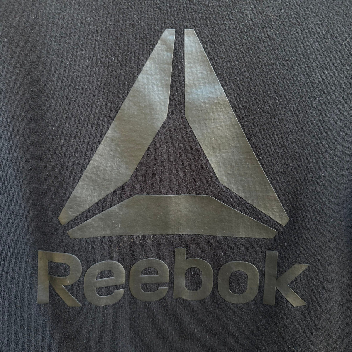 Reebok Athleisure Sporty Gym Tonal Delta Logo Crewneck Sweatshirt Black Womens S