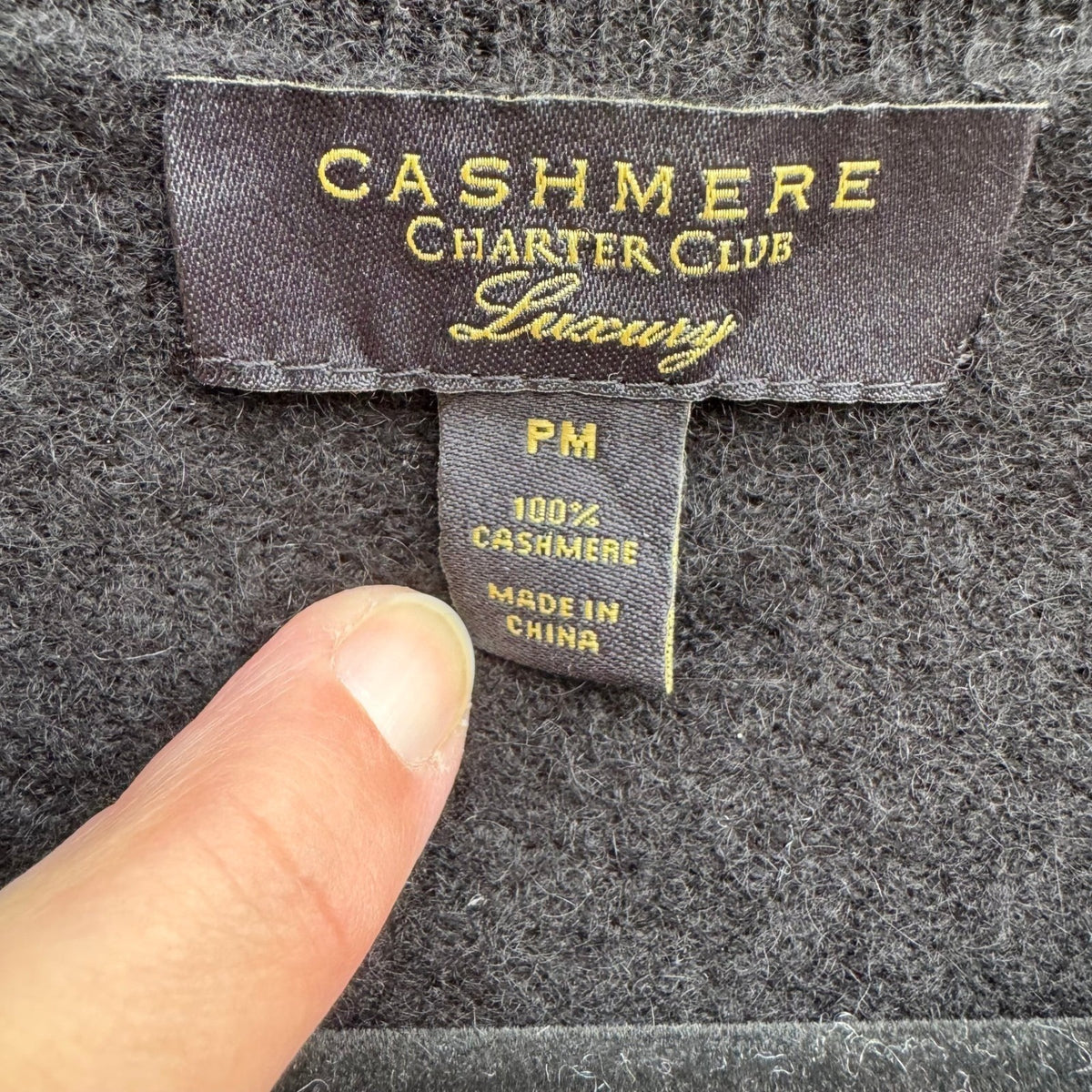 Charter Club Luxury Cashmere Quiet Luxury Old Money Preppy Cozy Sweater Black M