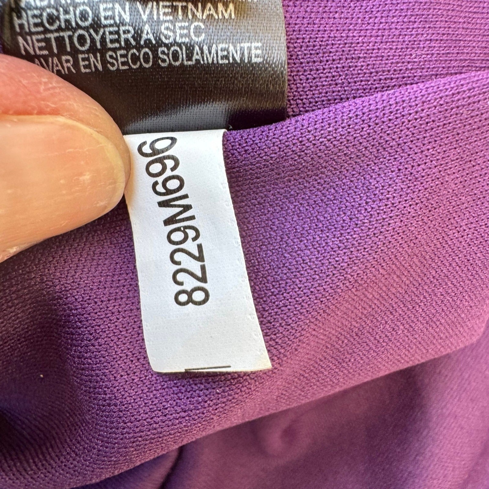 Tahari Arthur S. Levine Minimalist Professional Keyhole Sheath Dress Plum 14 NEW