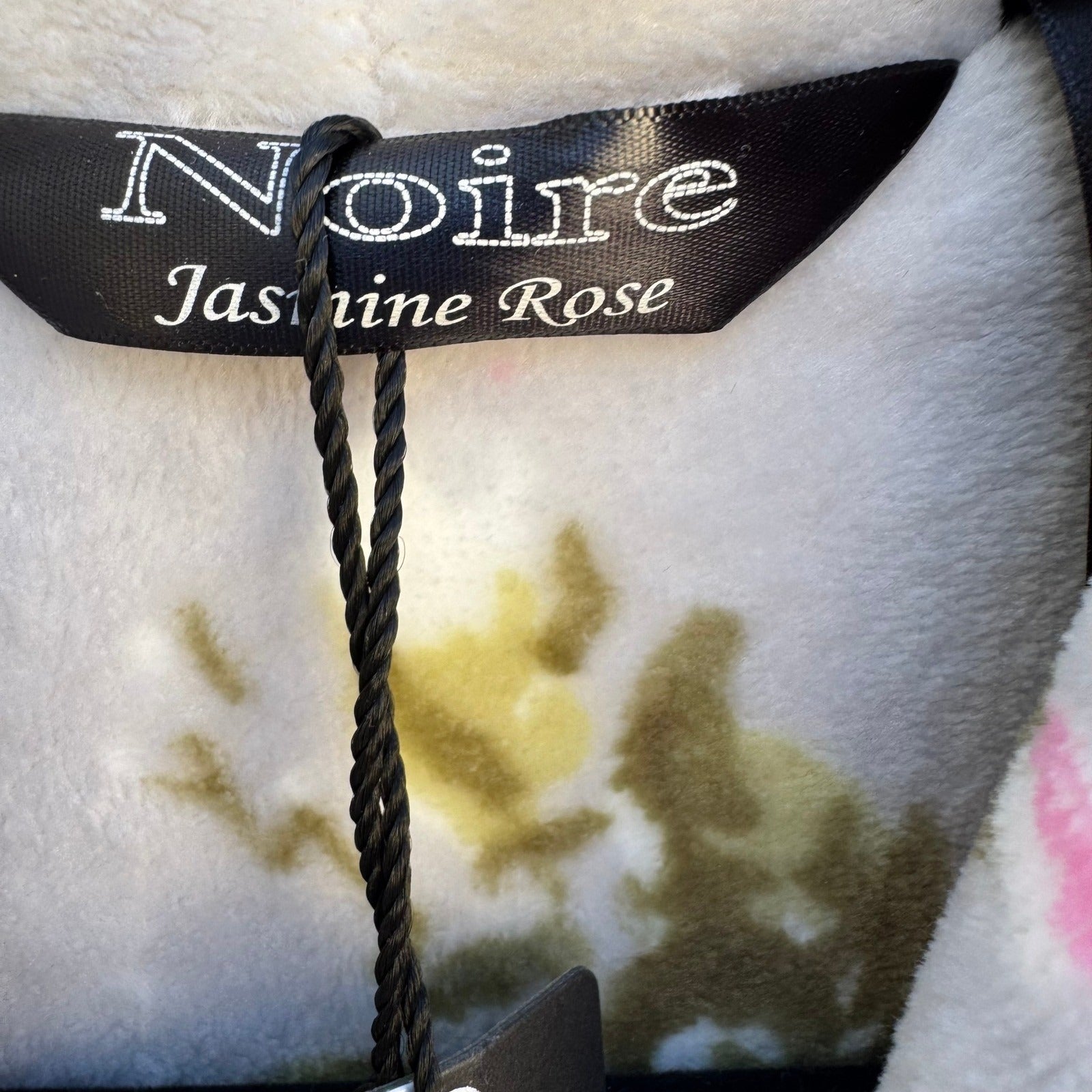 Noire Jasmine Rose Grey Floral Plush Fleece Robe Shawl Collar Large NEW NO BELT
