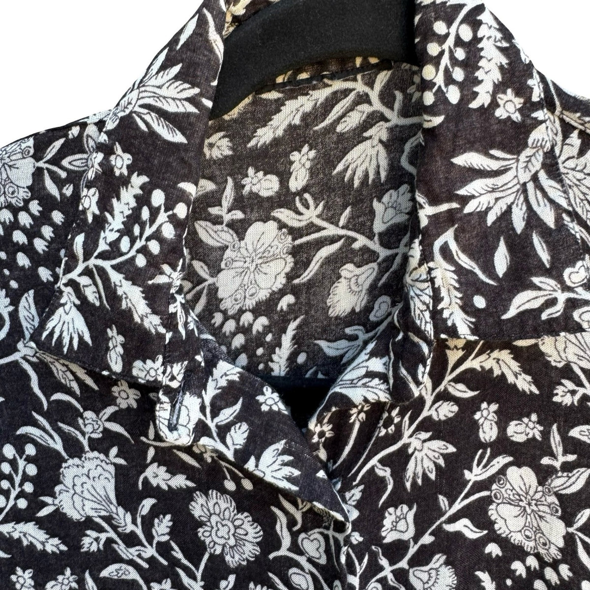 Boho Cottagcore Artsy Whimsigoth Coastal Cotton Gauze Black White Floral Shirt